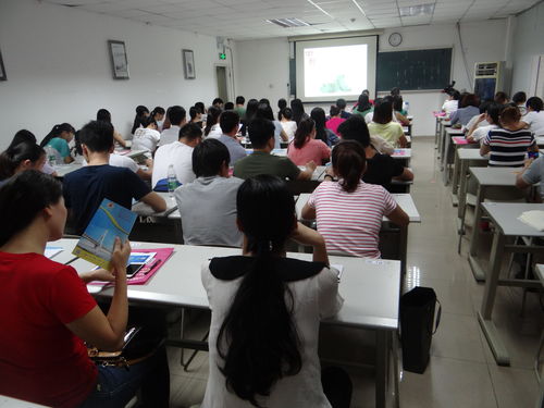 学历焦虑下的自我突围 成人非学历教育如何成为你的坚实阶梯